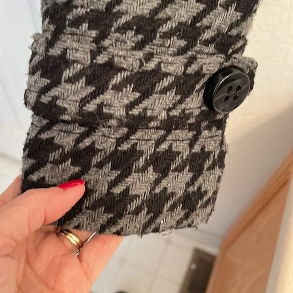 Black and gray herringbone plaid hooded pea coat - Picture 4 of 4